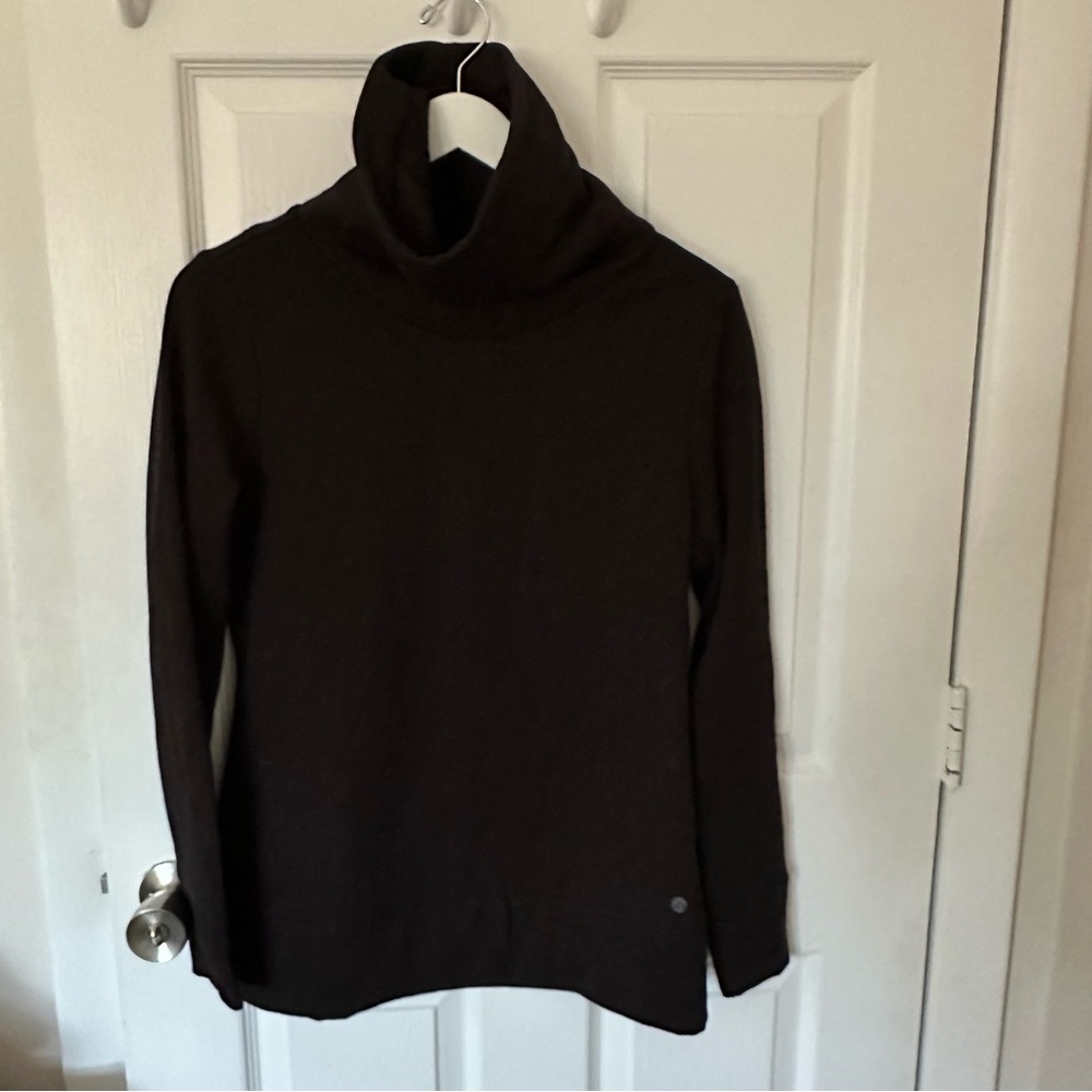 Black High Neck Sweatshirt